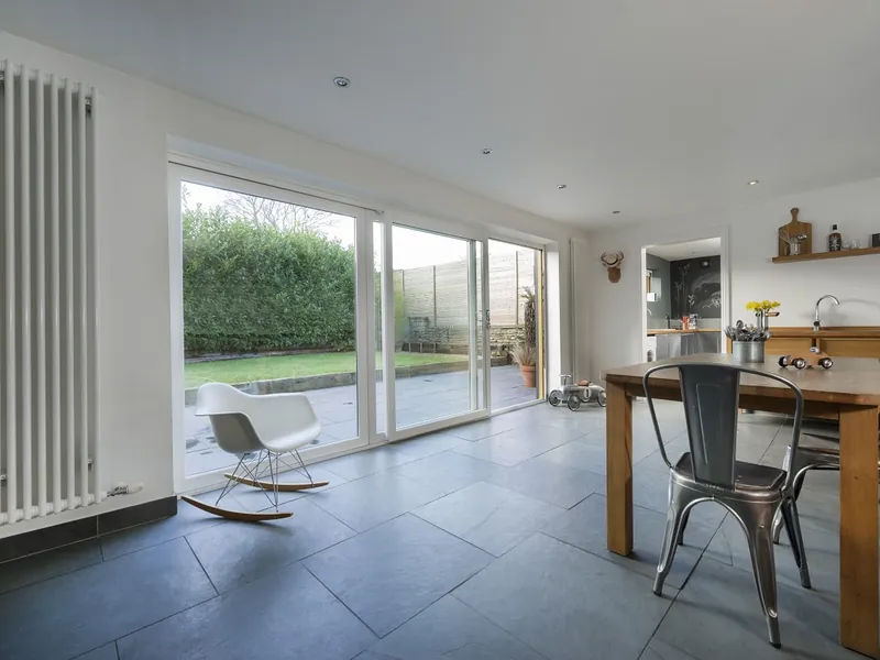 Sliding Windows — Gallery Brockley